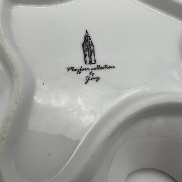 Mayfair Collection by Jay Leaf Shaped Trinket Dish w/ Bird Theme - 8.5" x 7" - Picture 8 of 9